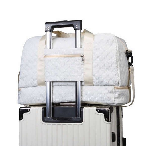 Duffle bag - Picture 9 of 10